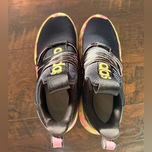 Adidas Kids Black and Neon Cloudfoam Sneakers